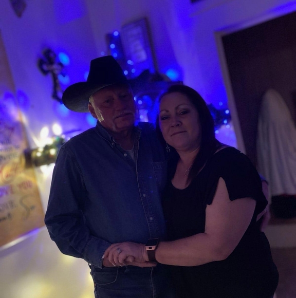 Meet your Posher, Julia - Picture 1 of 1